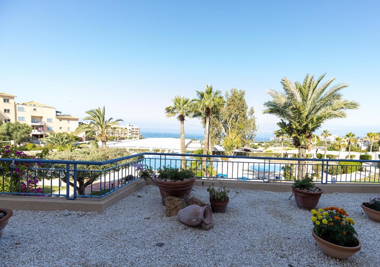 105 Kings Palace - Fabulous 2 Bed, 2 Bath, Large Patio With Garden - Sea Views Paphos Exterior foto