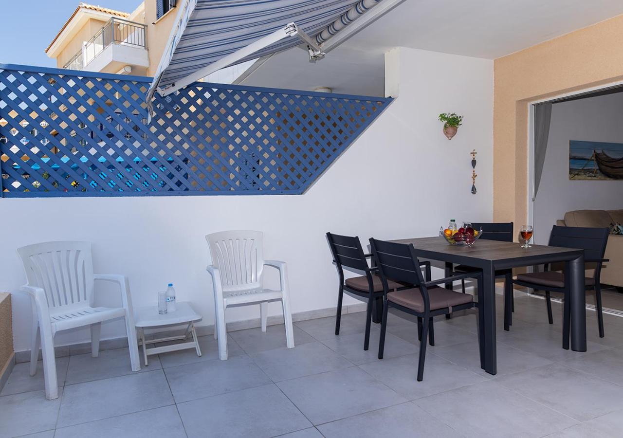 105 Kings Palace - Fabulous 2 Bed, 2 Bath, Large Patio With Garden - Sea Views Paphos Exterior foto