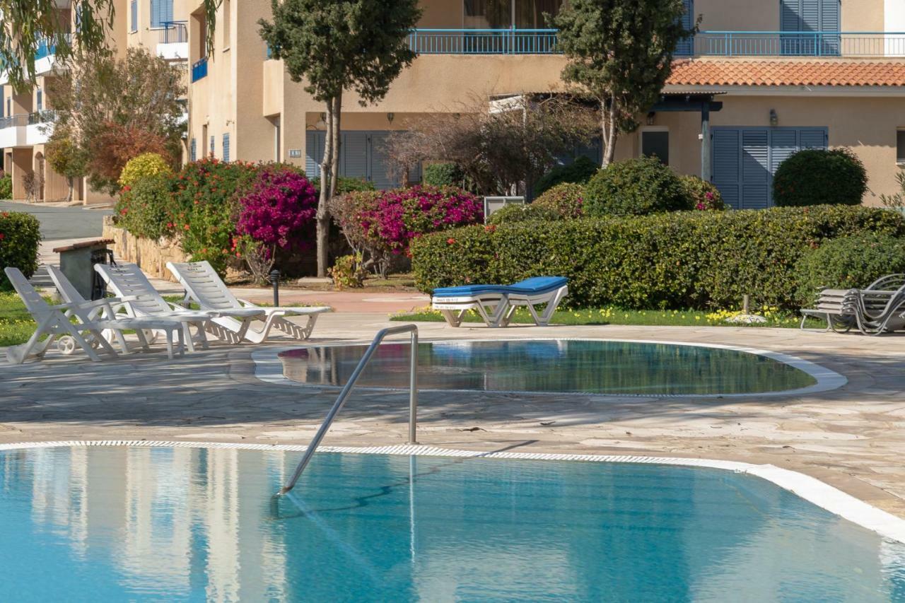 105 Kings Palace - Fabulous 2 Bed, 2 Bath, Large Patio With Garden - Sea Views Paphos Exterior foto